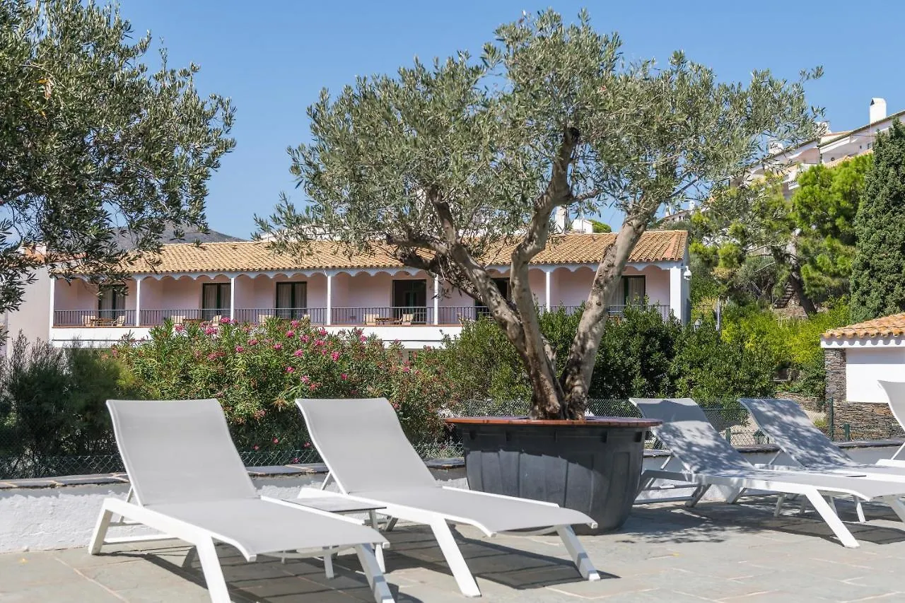 Hotel Playa Sol Cadaques 4*,