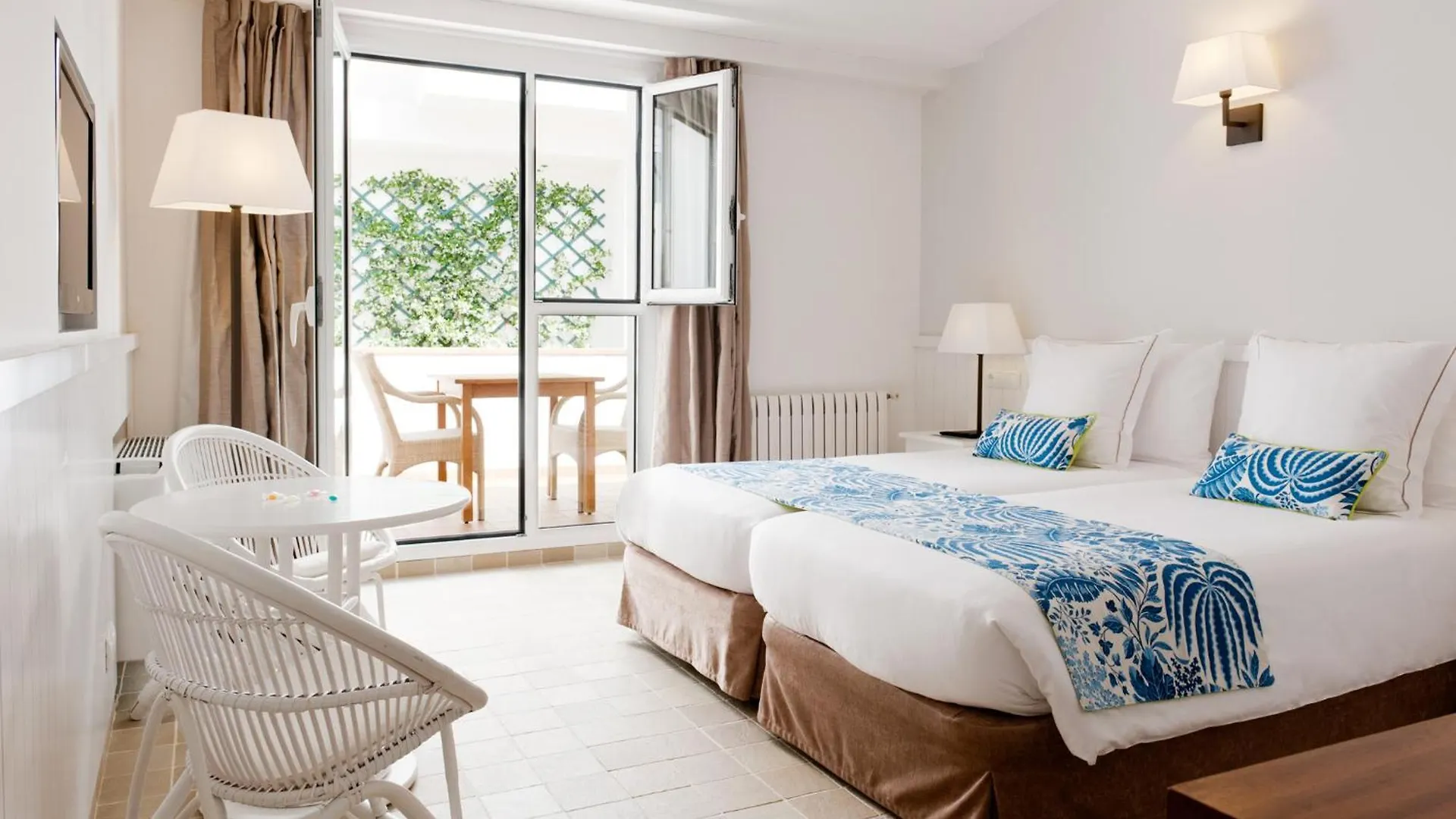 Hotel Playa Sol Cadaqués 4*,  Spanien